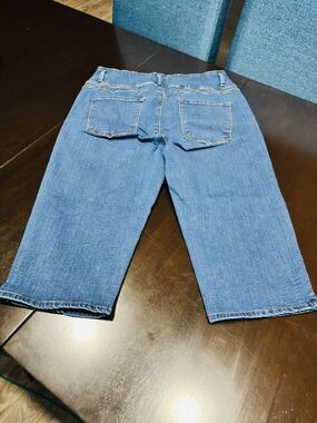Dolly Pirate Triple Button High Waist Denim Capri Jeans Size 14 Blue Stretchy